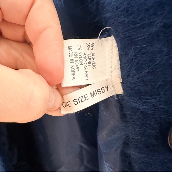 Vintage Lee Sands Angora Rabbit Beaded Floral Embroidered Fuzzy Cardigan Blue - Picture 11 of 11